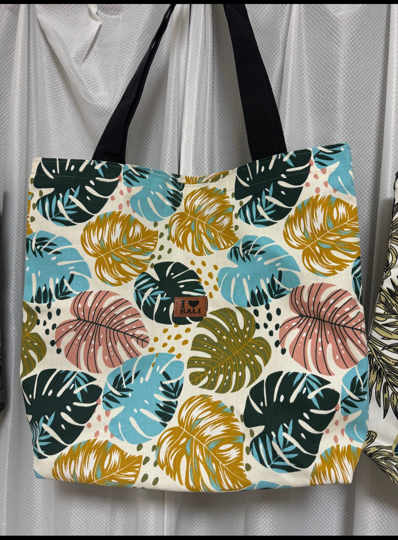 Tas Kanvas Besar Bali P42xL50