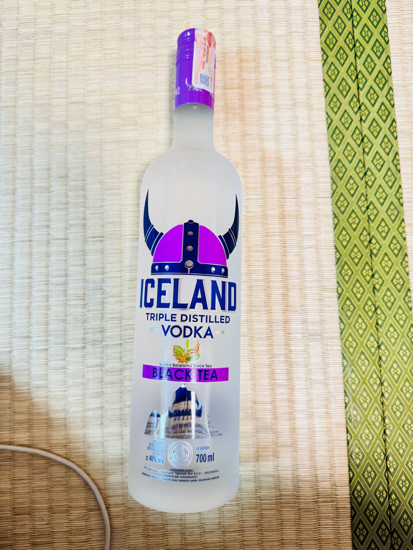 Iceland Vodka 700 ml + Ongkir chaku