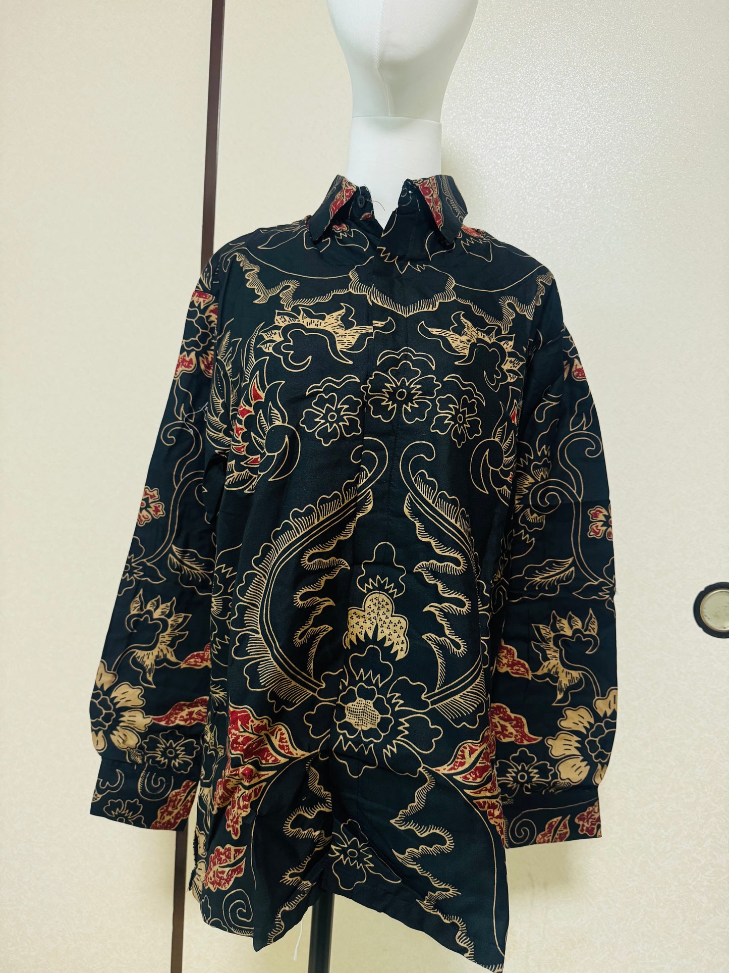 Kemeja Batik Cowo Lengan Panjang Size M