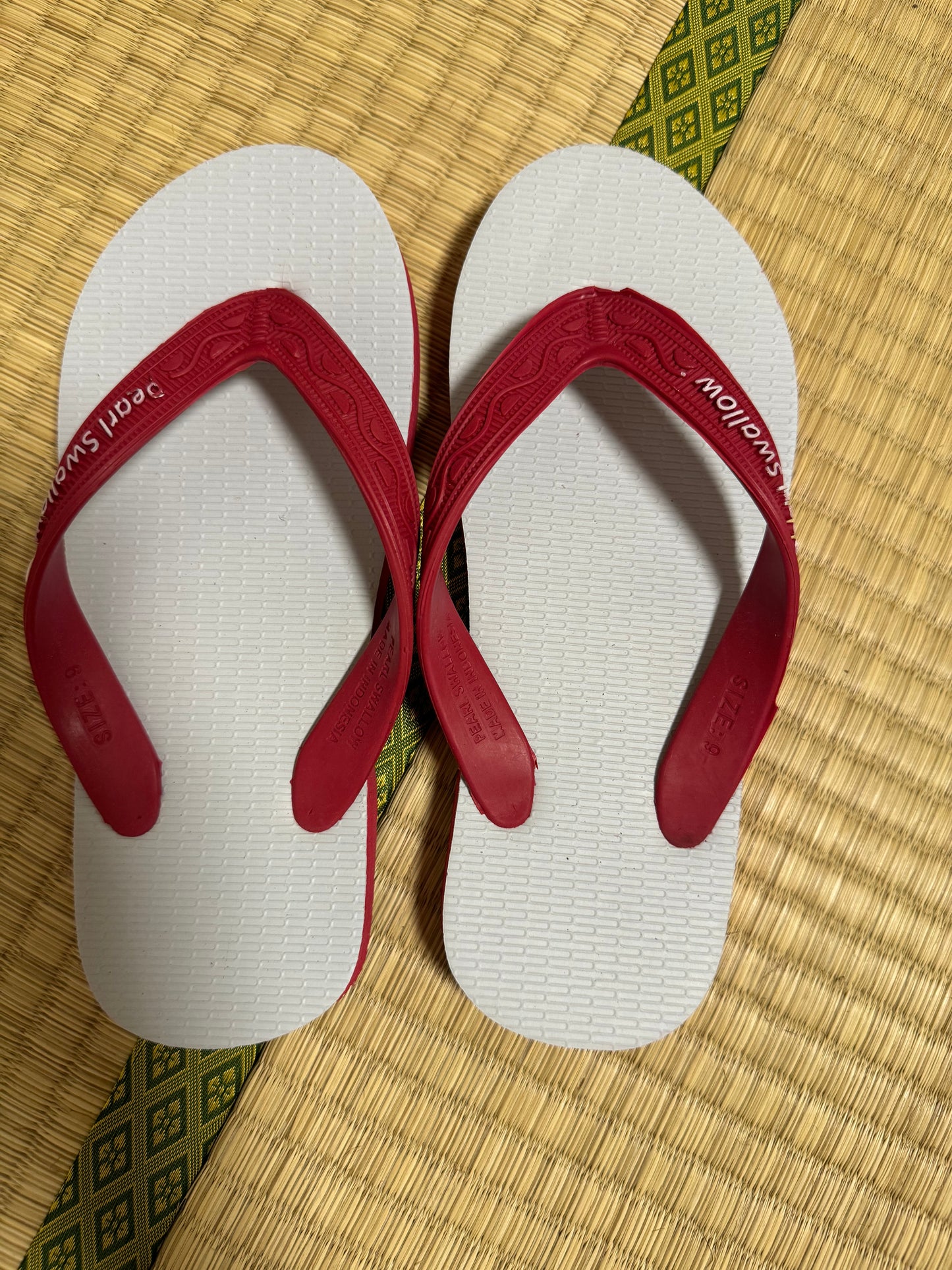 Sandal Swallow Polos