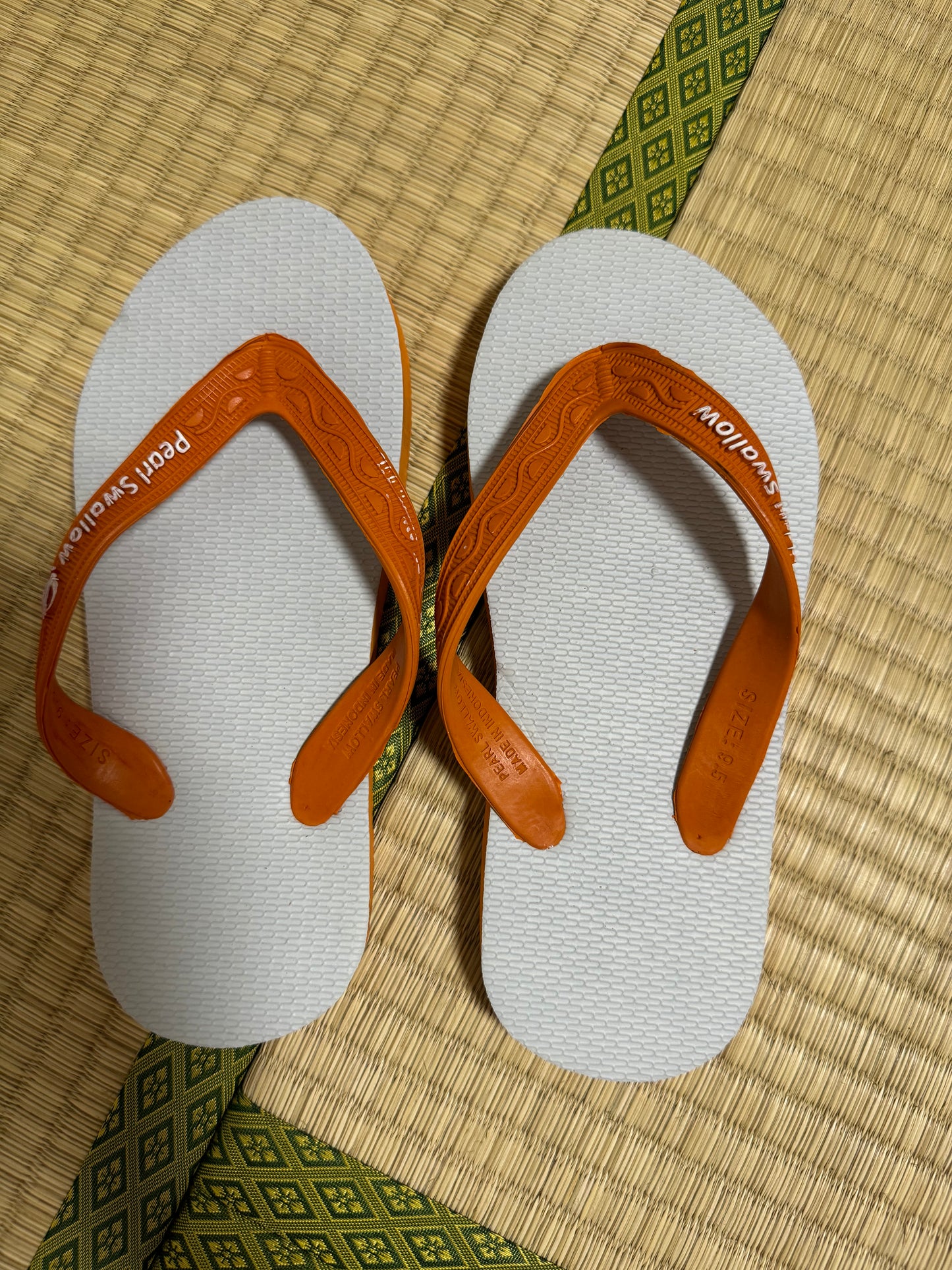 Sandal Swallow Polos