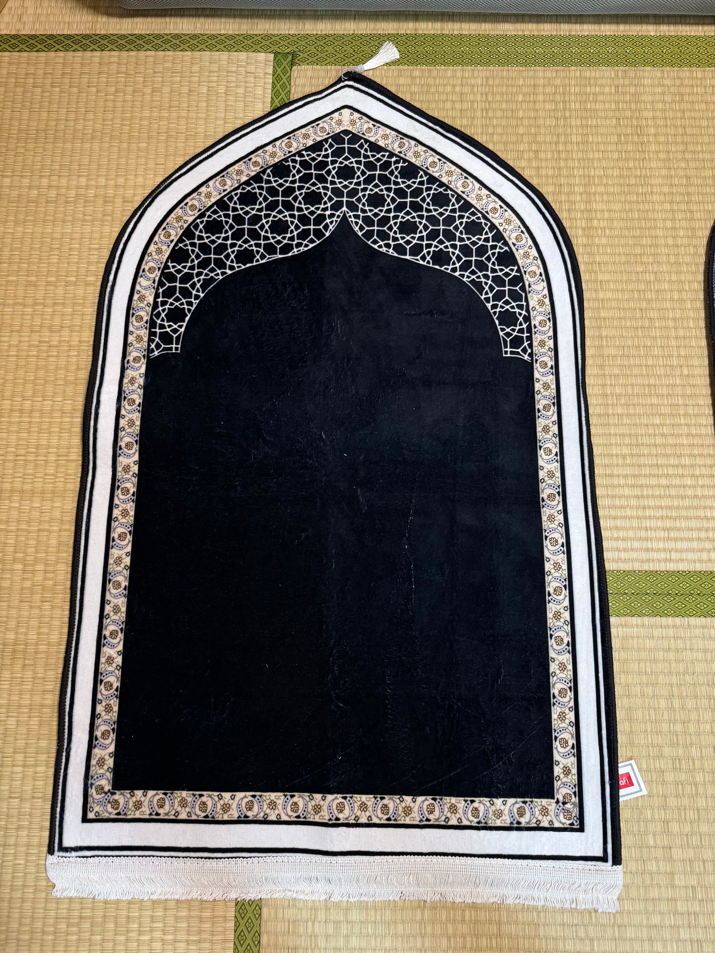 Sajadah Cutting Kubah Motif Anti Slip Ukuran Besar 70x110