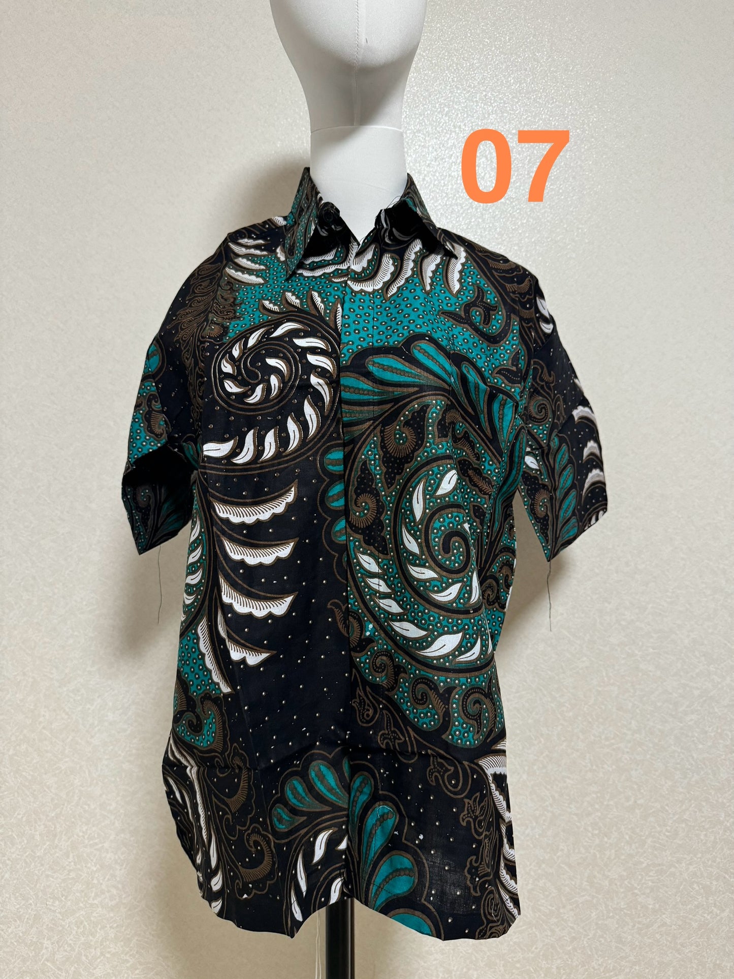 Kemeja Batik Cowo Lengan Pendek Size M