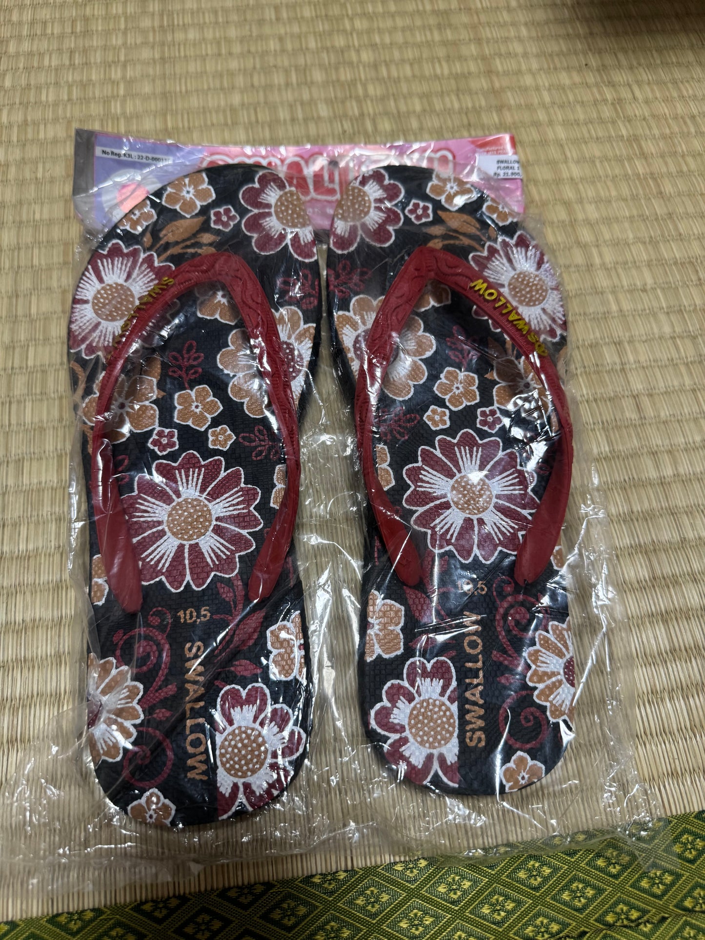 Sandal Swallow Motif