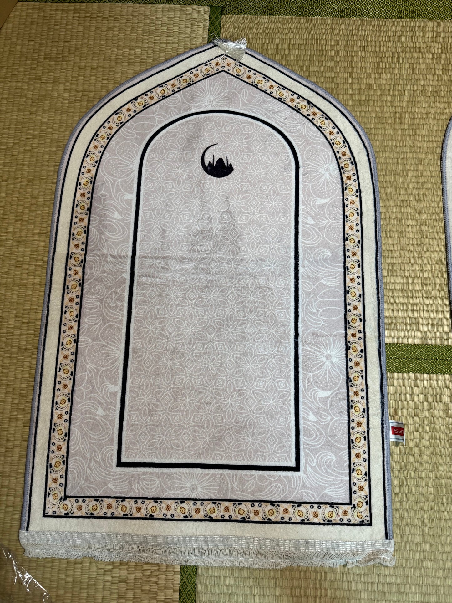 Sajadah Cutting Kubah Motif Anti Slip Ukuran Besar 70x110