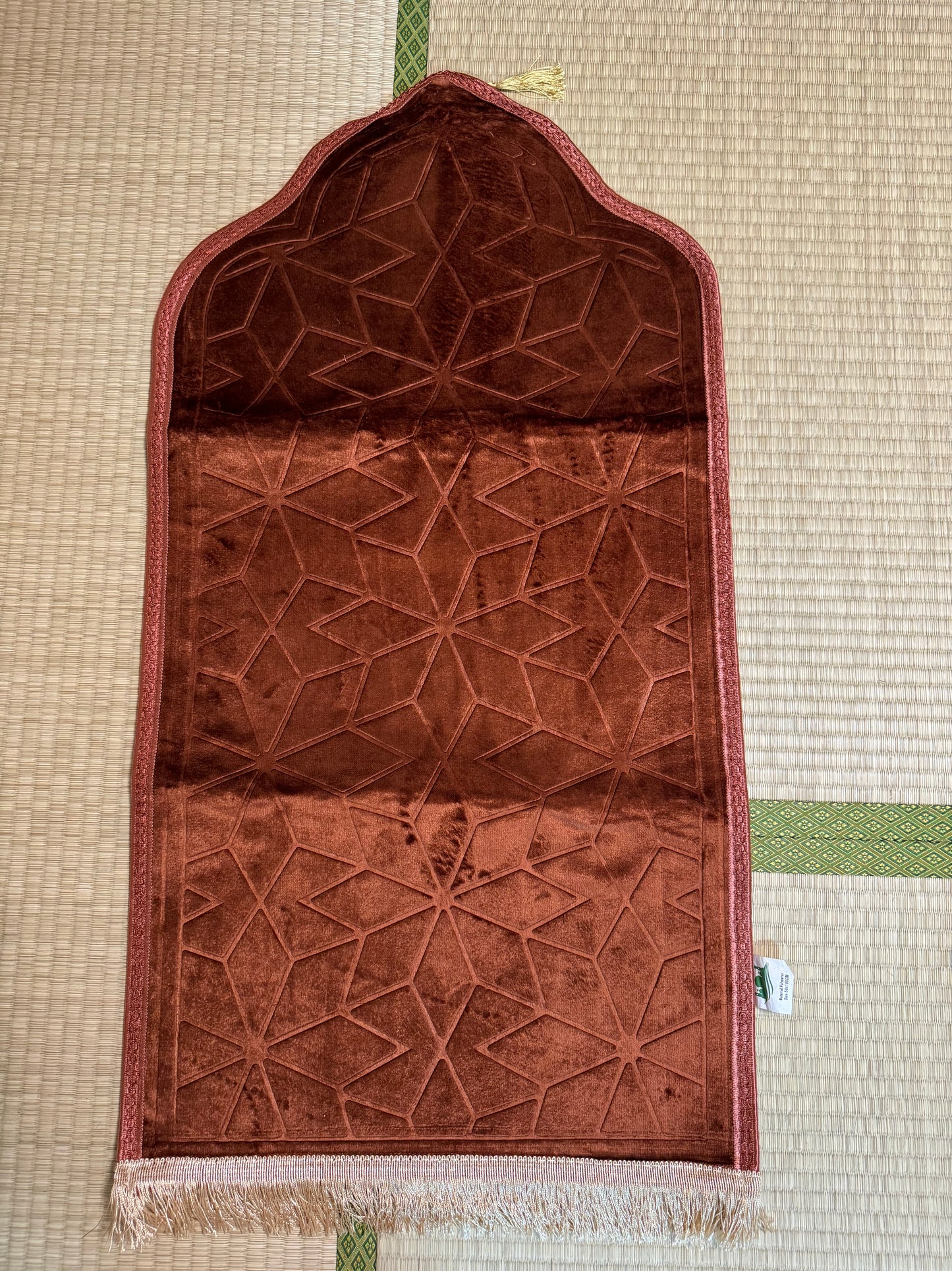 Sajadah Kubah Polos Anti Slip Medium 50x100 cm