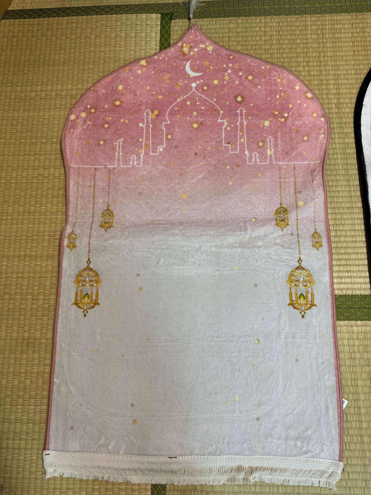 Sajadah Cutting Kubah Motif Anti Slip Ukuran Besar 70x110