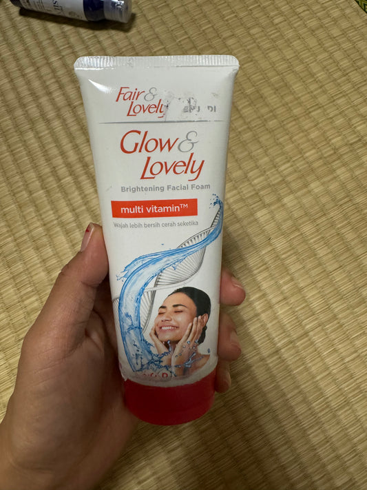 Fair & Lovely Facial Foom Multi Vitamin