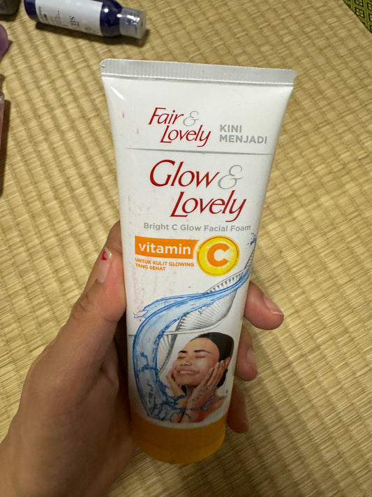 Fair & Lovely Facial Foom Vitamin C