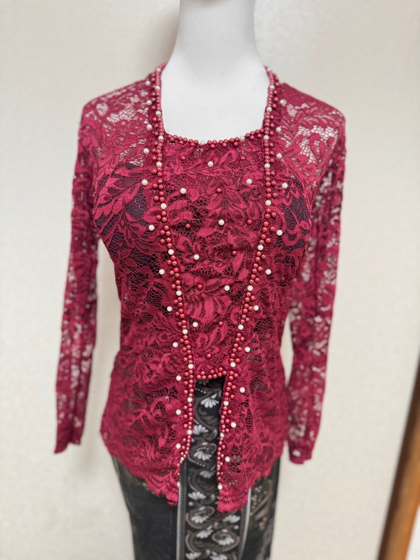 Kebaya Bali (Kebaya Saja )