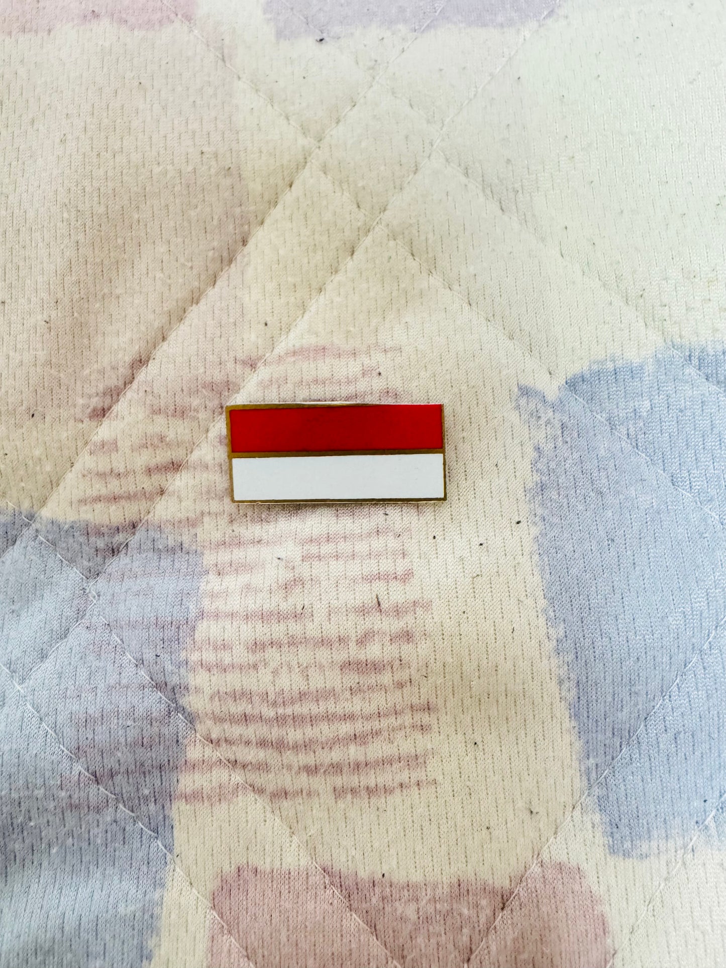 PIN Mika Bendera Indonesia