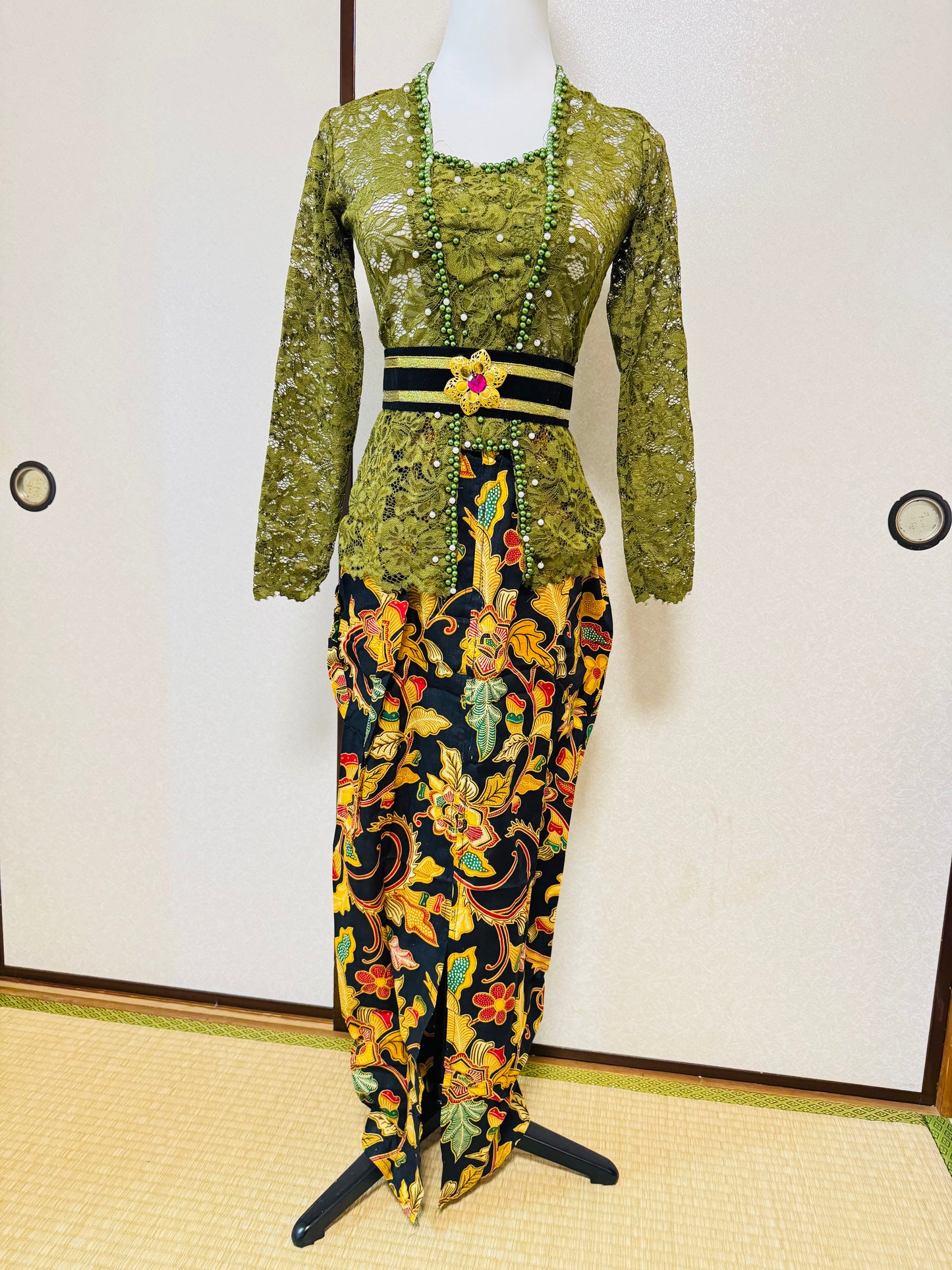 Kebaya Set Size S bisa ganti Rok