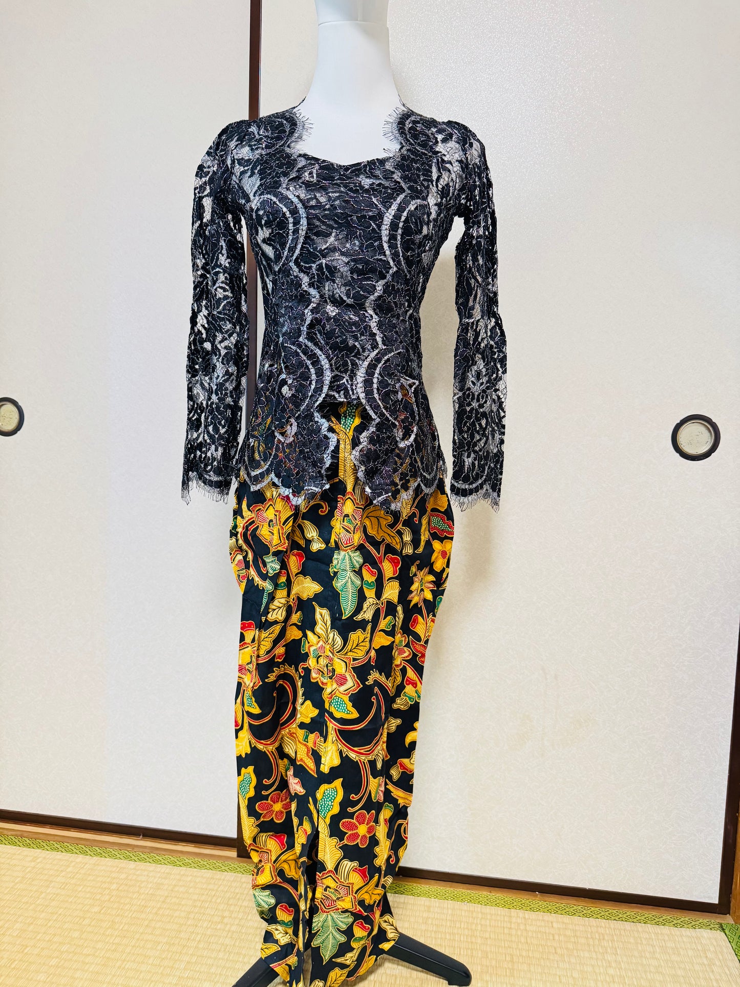 Kebaya Set Size M bisa ganti Rok