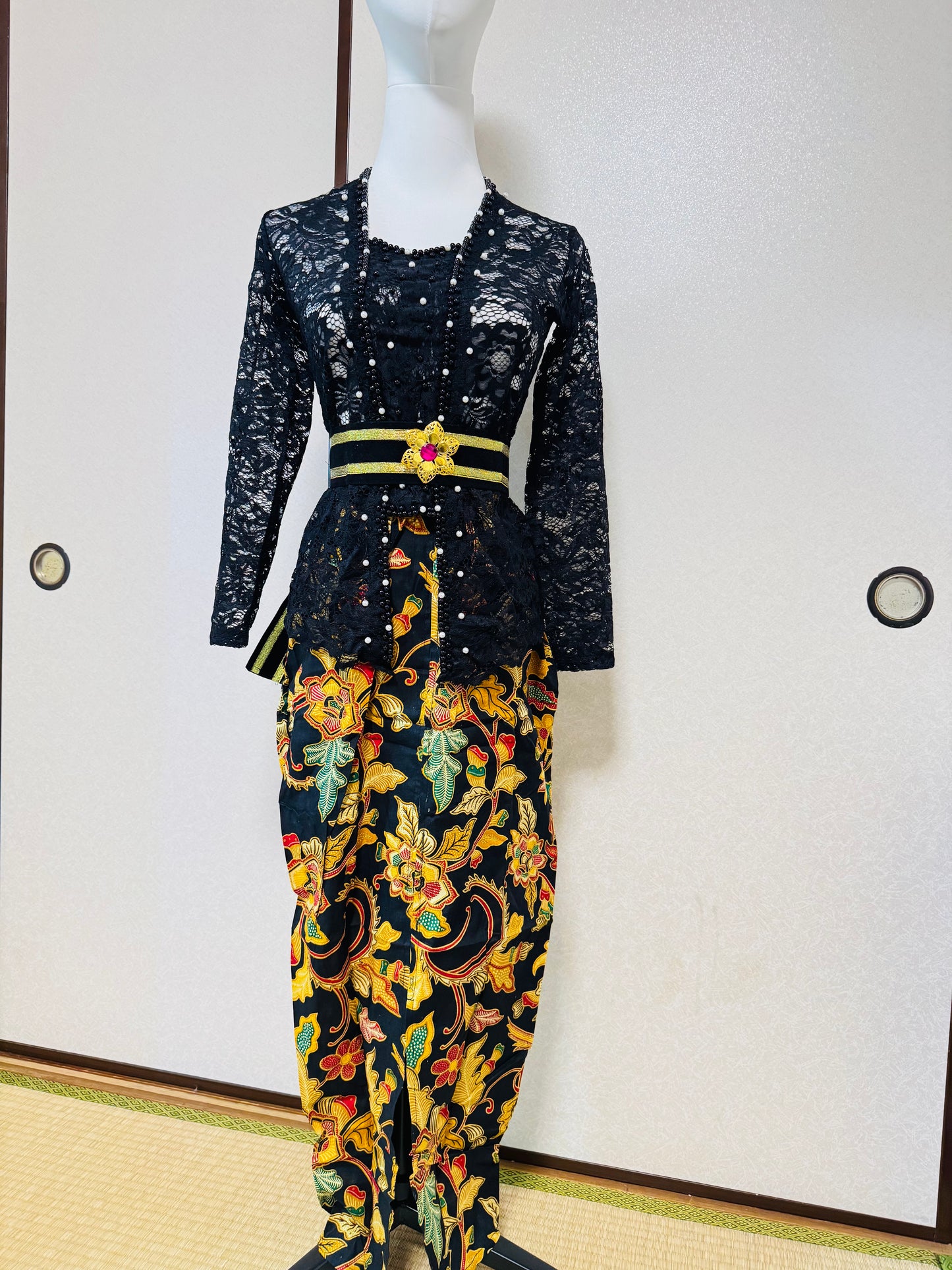 Kebaya Set Size M bisa ganti Rok