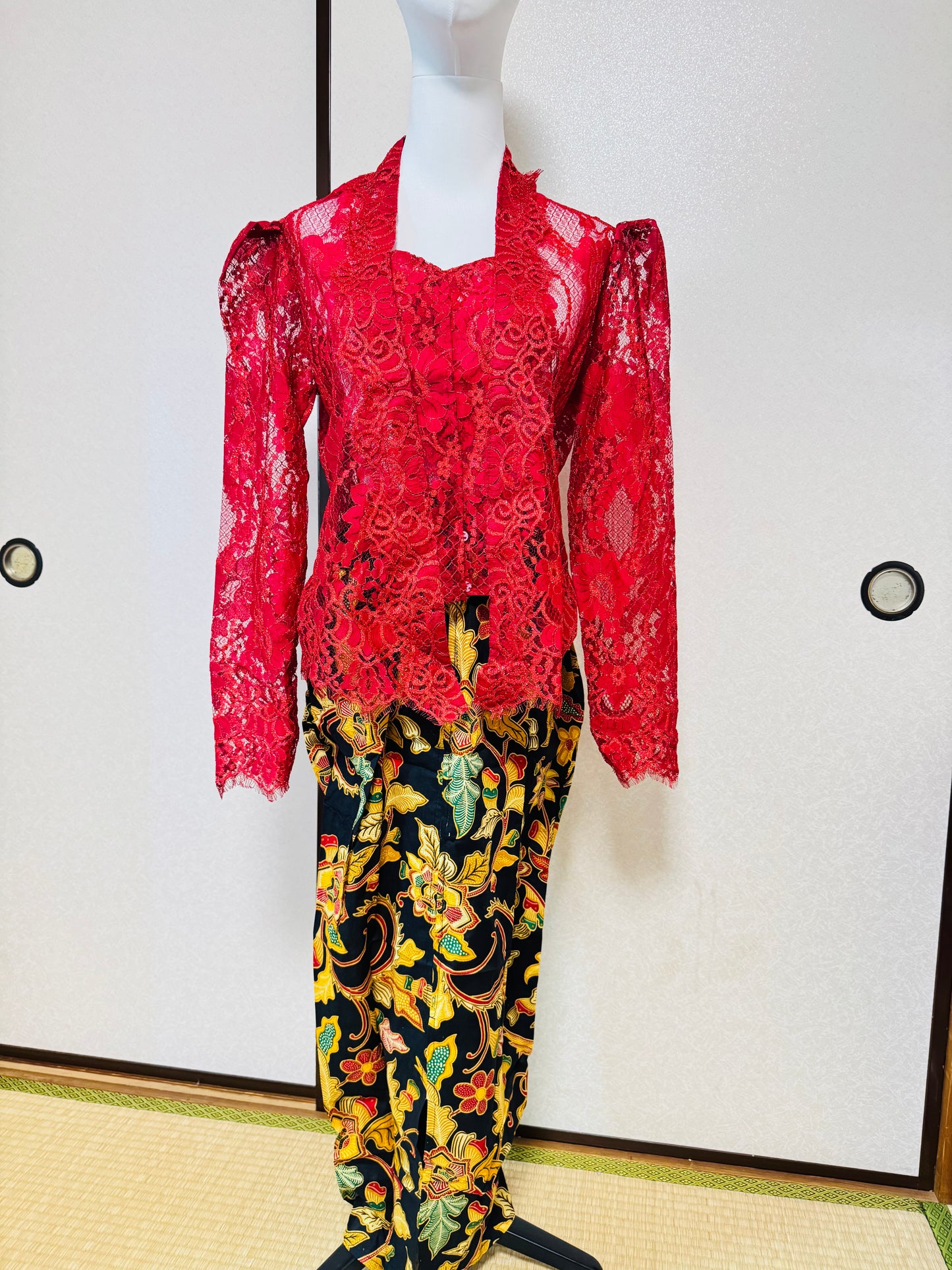 Kebaya Set Size M bisa ganti Rok