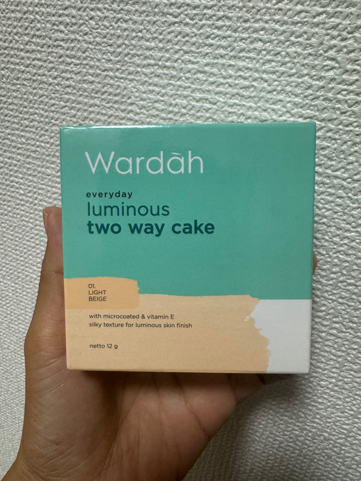 Wardah Luminous Two Way Cake 01 Light Beige